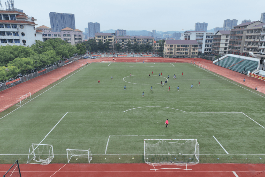 “足”梦绿茵,湖南新邵校园足球“湘”当精彩